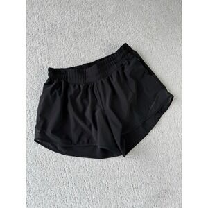 Lululemon Hotty Hot Short Long 4" Black Size 8 W7AVGT Athletic Athleisure